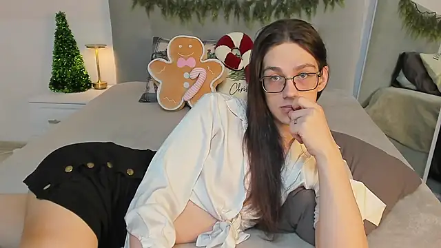 Alfreda Mills online show from 12.20.25