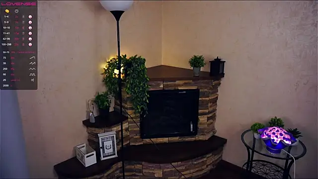 Snapshot of EngelAlman chatting on 02.07.25 EngelAlman online show from 02.07.25