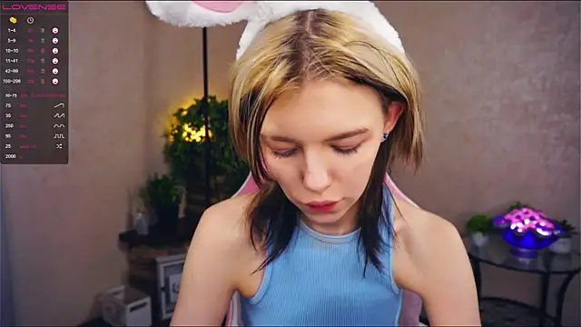 Snapshot of EngelAlman chatting on 02.14.25 EngelAlman online show from 02.14.25