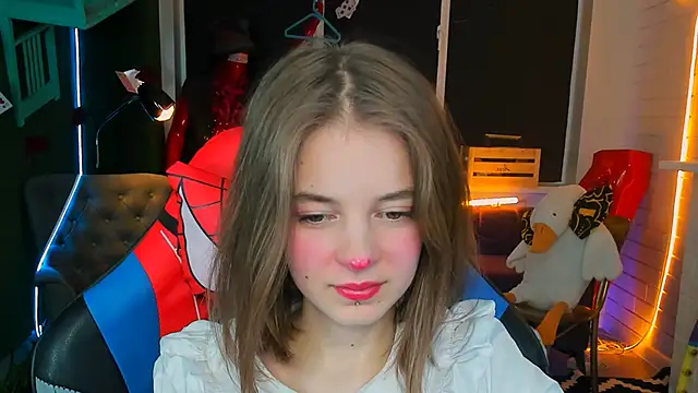 TinaDavil online show from 02.13.25