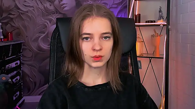 TinaDavil online show from 03.03.25