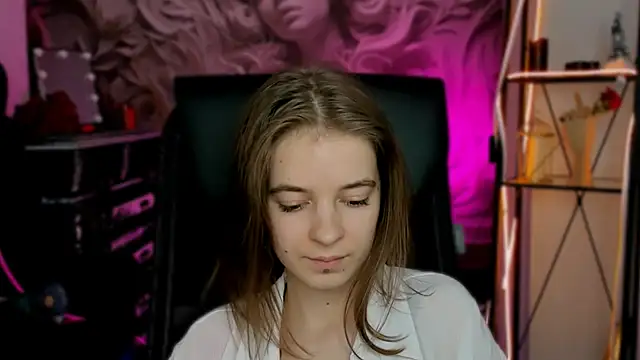 TinaDavil online show from 03.12.25