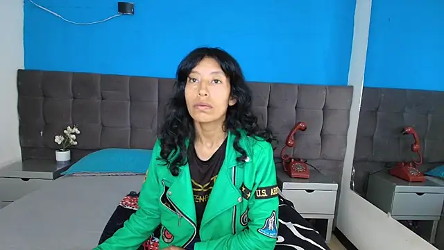 karolinee 66  online show from 03.29.26