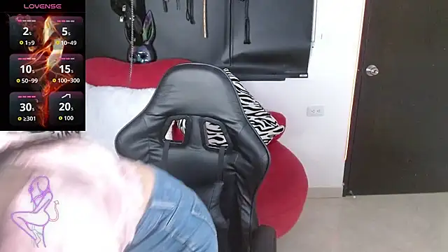 Carolaine69  online show from 03.30.26