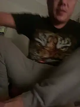 Snapshot of YoY-man chatting on 12.30.24 YoY-man online show from 12.30.24