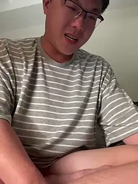 Snapshot of YoY-man chatting on 01.13.25 YoY-man online show from 01.13.25