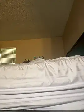 Snapshot of SexxyreddMale chatting on 06.24.26 SexxyreddMale online show from 06.24.26