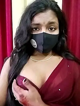 Snapshot of Myra-sen chatting on 01.18.26 Myra-sen online show from 01.18.26