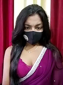 Snapshot of Myra-sen chatting on 02.24.26 Myra-sen online show from 02.24.26