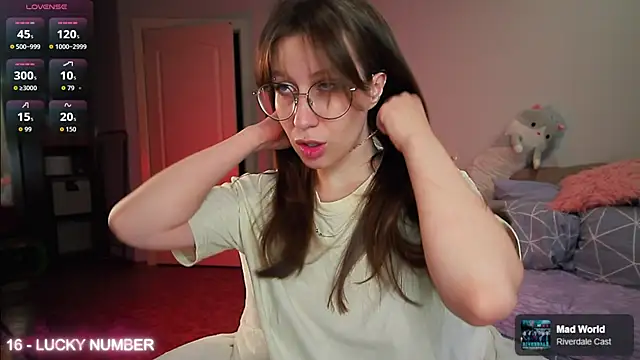 Snapshot of ms_allison_w chatting on 05.03.26 ms allison w online show from 05.03.26