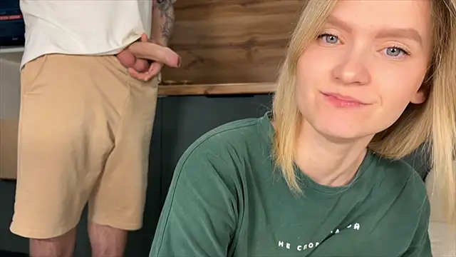 Adelovenick online show from 04.05.26