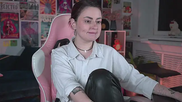 Snapshot of Lana__May chatting on 01.31.25 Lana May online show from 01.31.25