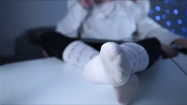 Snapshot of Lana__May chatting on 03.09.25 Lana May online show from 03.09.25