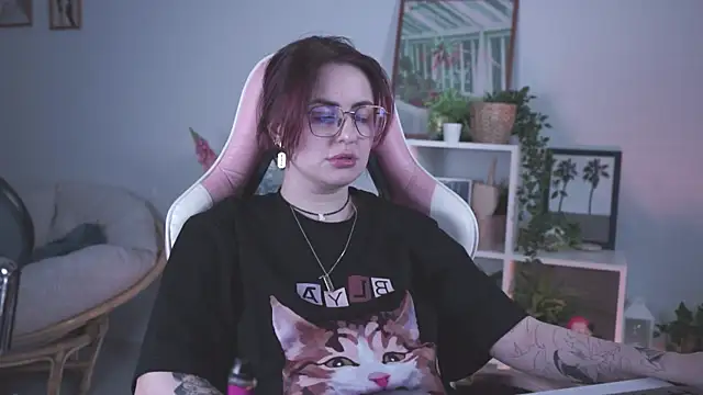 Snapshot of Lana__May chatting on 03.14.25 Lana May online show from 03.14.25