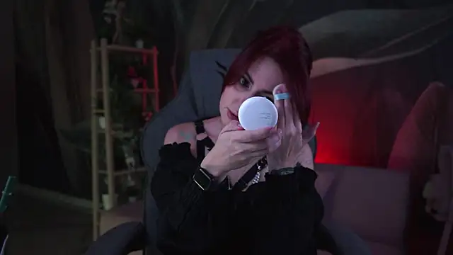 Snapshot of Lana__May chatting on 10.23.25 Lana May online show from 10.23.25