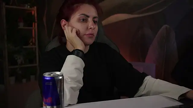 Snapshot of Lana__May chatting on 10.31.25 Lana May online show from 10.31.25