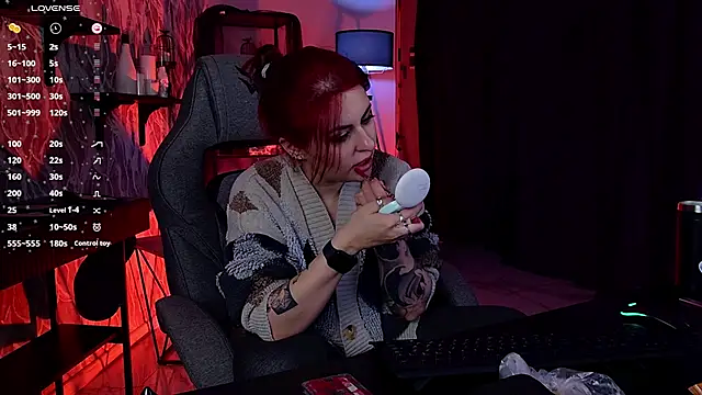 Lana  May online show from 12.21.25