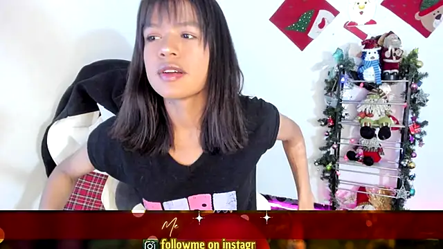 meganthompsonn22 online show from 12.16.25