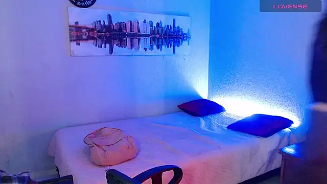 mixie cute online show from 02.21.25