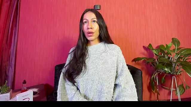 EmiGomez  online show from 05.11.26