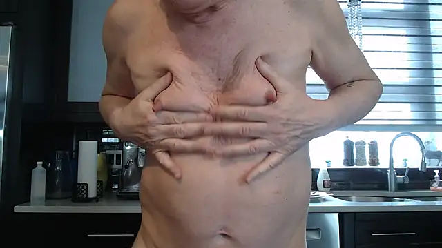 Toy-Daddy online show from 03.05.25