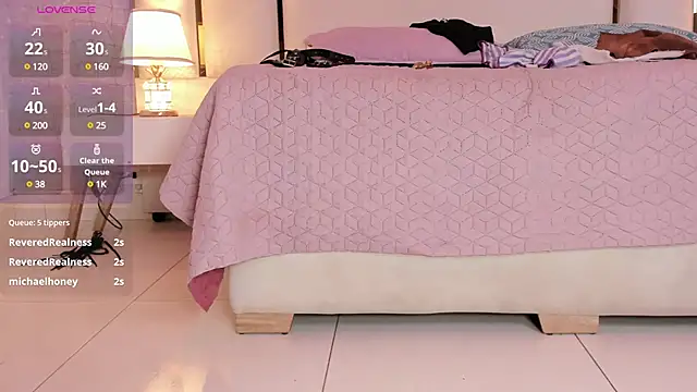 Victoriaa millers online show from 02.24.25