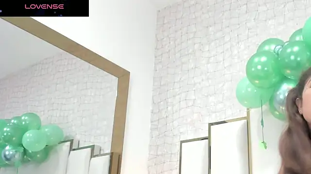 Victoriaa millers online show from 03.20.25