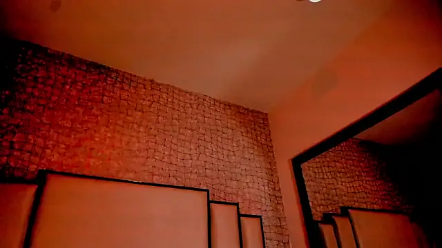 Victoriaa millers online show from 03.23.25