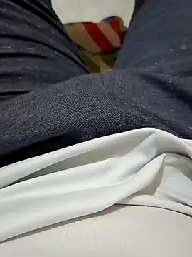 beautiful hands  online show from 01.30.25