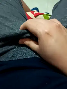 beautiful hands  online show from 02.06.25