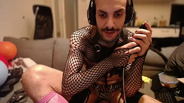 P4RtYBOII92 online show from 09.22.25