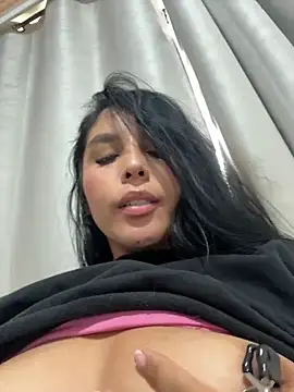  miaquevedo  online show from 06.03.26