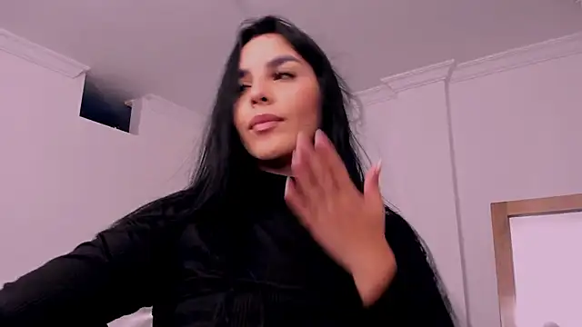 Snapshot of _miaquevedo_ chatting on 06.05.26 miaquevedo online show from 06.05.26