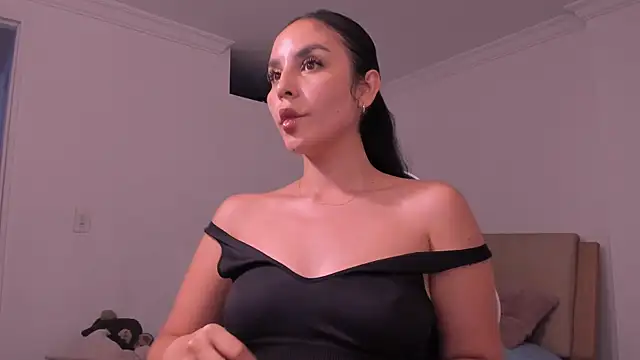 Snapshot of _miaquevedo_ chatting on 07.07.26 miaquevedo online show from 07.07.26