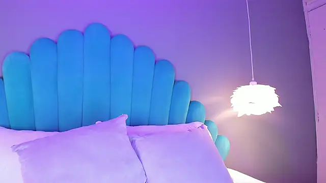 CaitlynCouper online show from 03.15.25