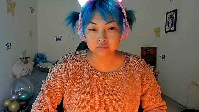 Shaddycute  online show from 09.11.25