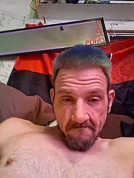 Snapshot of gettinit2wice chatting on 02.21.26 gettinit2wice online show from 02.21.26