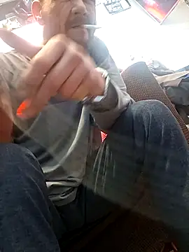 Snapshot of gettinit2wice chatting on 02.22.26 gettinit2wice online show from 02.22.26