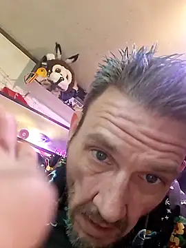 Snapshot of gettinit2wice chatting on 03.15.26 gettinit2wice online show from 03.15.26