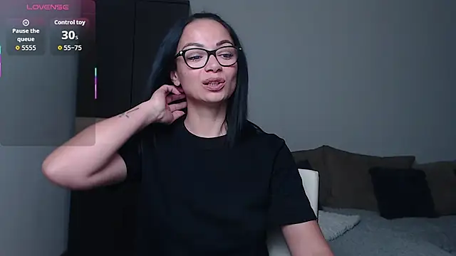 Snapshot of BabySerene chatting on 06.13.26 BabySerene online show from 06.13.26
