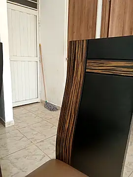 LEIRIS Y FRED 01 online show from 02.05.26