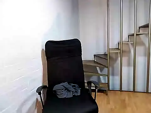 Jessie Desire online show from 01.18.25