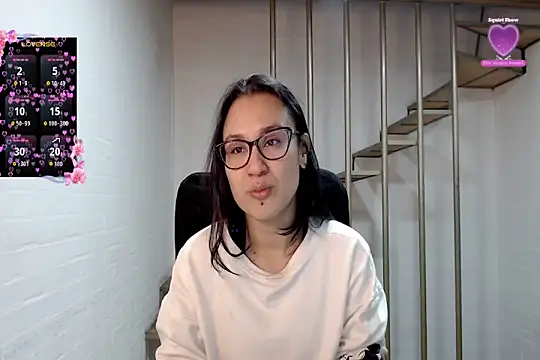 Jessie Desire online show from 02.28.26