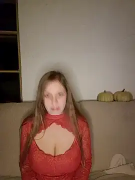 katiestevens online show from 10.30.25