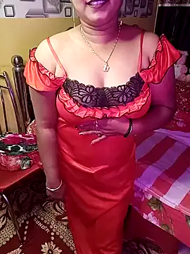 Snapshot of ella_mariya chatting on 01.03.25 ella mariya online show from 01.03.25