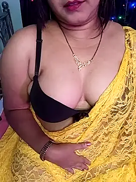 Snapshot of ella_mariya chatting on 02.20.25 ella mariya online show from 02.20.25