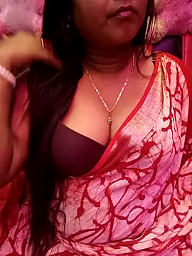 Snapshot of ella_mariya chatting on 01.12.26 ella mariya online show from 01.12.26