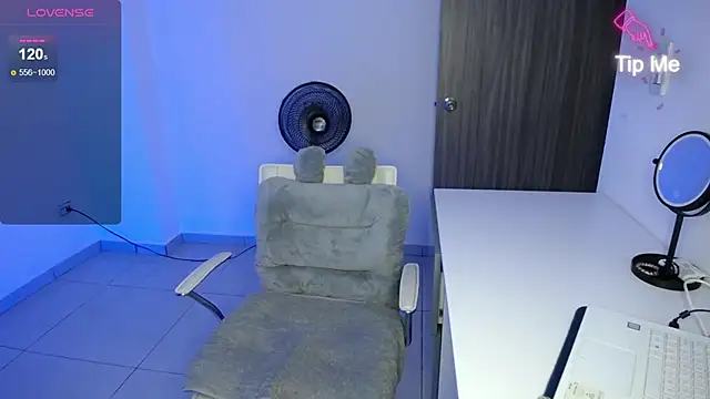 candydowson1 online show from 01.11.25