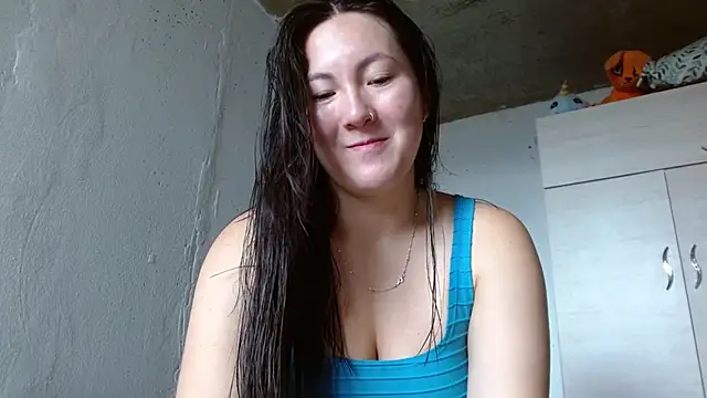 Elle Lee  online show from 07.08.26