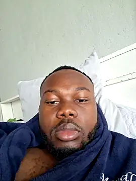 LaughRiotX online show from 11.04.25